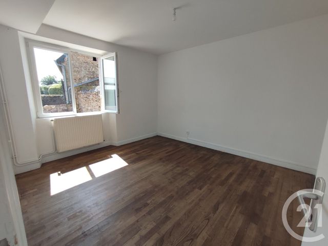 Afficher la photo en grand maison à vendre - 5 pièces - 95.0 m2 - ST CYR LE GRAVELAIS - 53 - PAYS-DE-LOIRE - Century 21 A.I.T