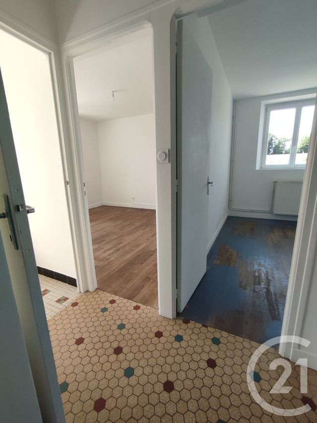 Afficher la photo en grand maison à vendre - 5 pièces - 95.0 m2 - ST CYR LE GRAVELAIS - 53 - PAYS-DE-LOIRE - Century 21 A.I.T