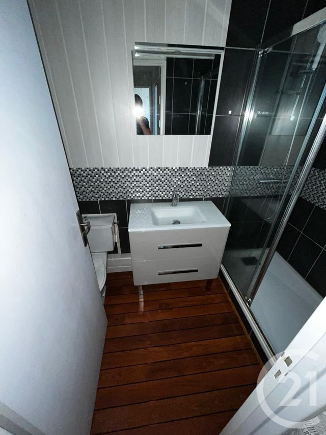 Appartement T2 à louer - 2 pièces - 31.0 m2 - ST JACQUES DE LA LANDE - 35 - BRETAGNE - Century 21 A.I.T