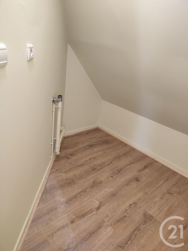 Appartement T2 à louer - 2 pièces - 33.29 m2 - VITRE - 35 - BRETAGNE - Century 21 A.I.T