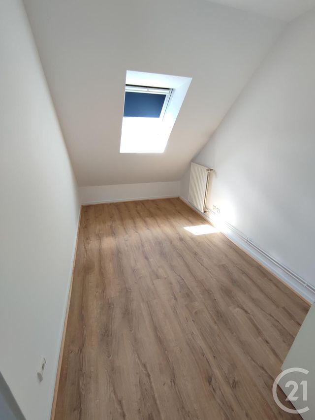 Appartement T2 à louer - 2 pièces - 33.29 m2 - VITRE - 35 - BRETAGNE - Century 21 A.I.T