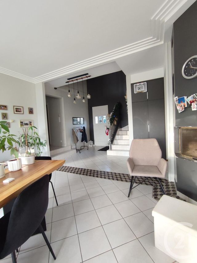 maison à vendre - 12 pièces - 251.0 m2 - ARGENTRE DU PLESSIS - 35 - BRETAGNE - Century 21 A.I.T