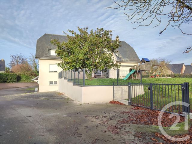 maison à vendre - 12 pièces - 251.0 m2 - ARGENTRE DU PLESSIS - 35 - BRETAGNE - Century 21 A.I.T
