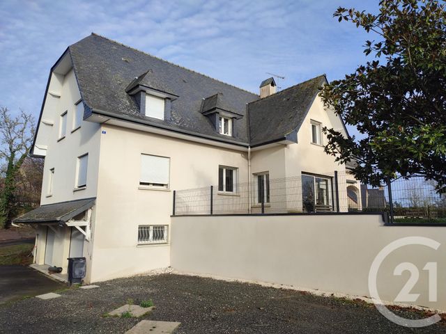 maison à vendre - 12 pièces - 251.0 m2 - ARGENTRE DU PLESSIS - 35 - BRETAGNE - Century 21 A.I.T