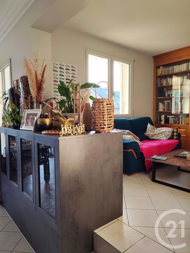 maison à vendre - 12 pièces - 251.0 m2 - ARGENTRE DU PLESSIS - 35 - BRETAGNE - Century 21 A.I.T