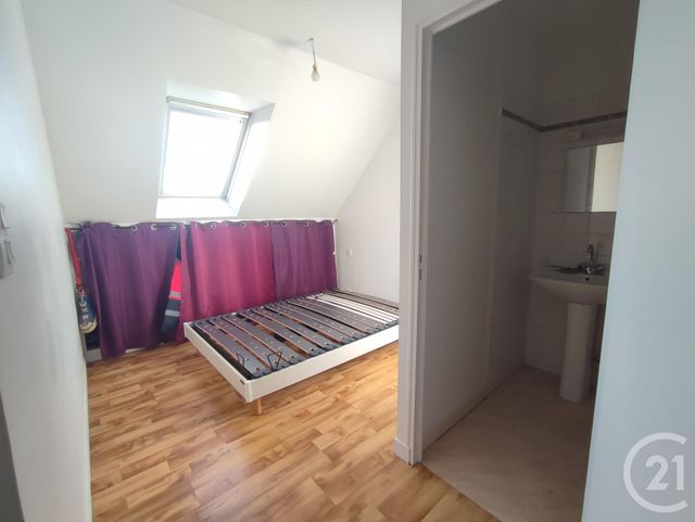 Appartement à louer - 2 pièces - 30.0 m2 - ETRELLES - 35 - BRETAGNE - Century 21 A.I.T