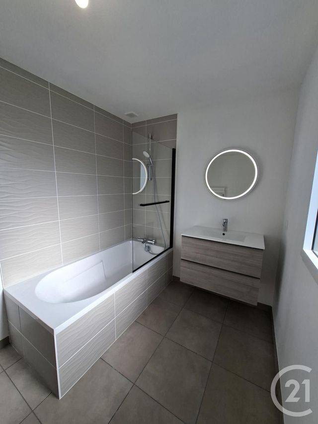 maison à louer - 4 pièces - 84.6 m2 - VITRE - 35 - BRETAGNE - Century 21 A.I.T