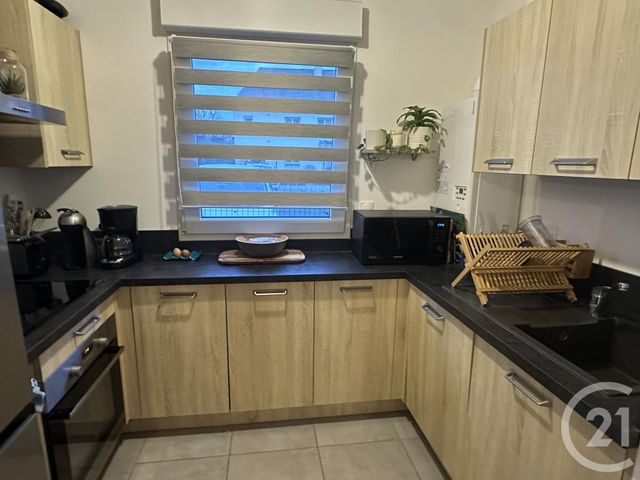 Appartement T3 à louer - 3 pièces - 61.7 m2 - NOYAL SUR VILAINE - 35 - BRETAGNE - Century 21 A.I.T