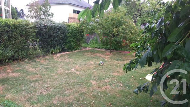 maison à louer - 3 pièces - 90.0 m2 - ARGENTRE DU PLESSIS - 35 - BRETAGNE - Century 21 A.I.T