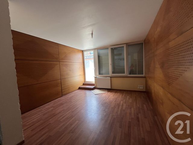 Appartement à louer - 3 pièces - 71.0 m2 - ARGENTRE DU PLESSIS - 35 - BRETAGNE - Century 21 A.I.T