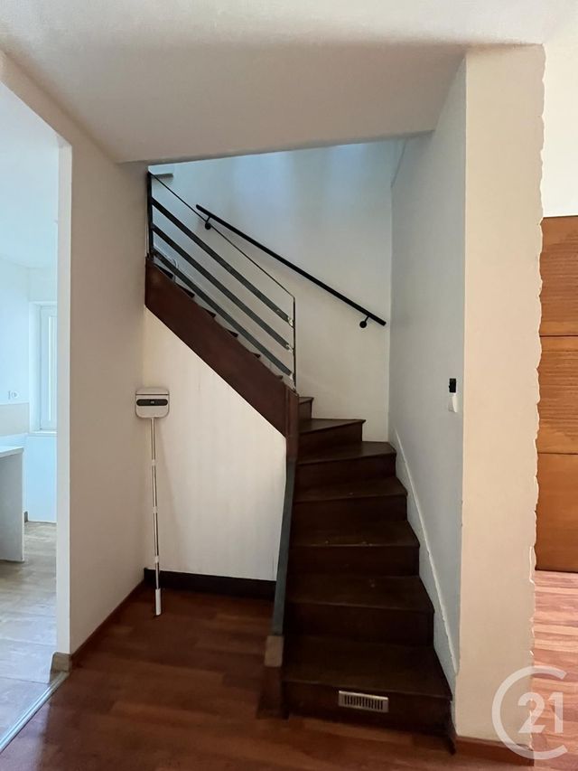 Appartement à louer - 3 pièces - 71.0 m2 - ARGENTRE DU PLESSIS - 35 - BRETAGNE - Century 21 A.I.T