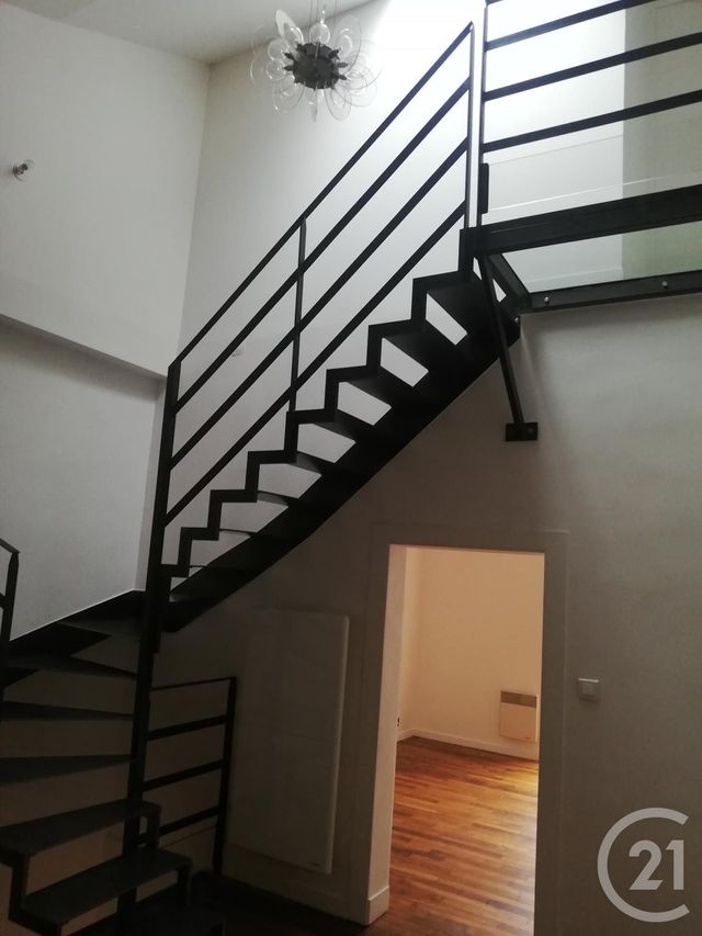 Appartement à louer - 3 pièces - 71.0 m2 - ARGENTRE DU PLESSIS - 35 - BRETAGNE - Century 21 A.I.T