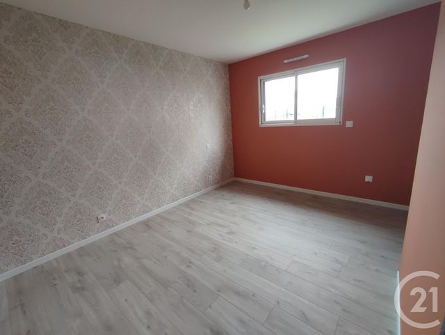 maison à louer - 4 pièces - 102.02 m2 - ETRELLES - 35 - BRETAGNE - Century 21 A.I.T