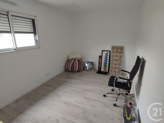 maison à louer - 4 pièces - 102.02 m2 - ETRELLES - 35 - BRETAGNE - Century 21 A.I.T