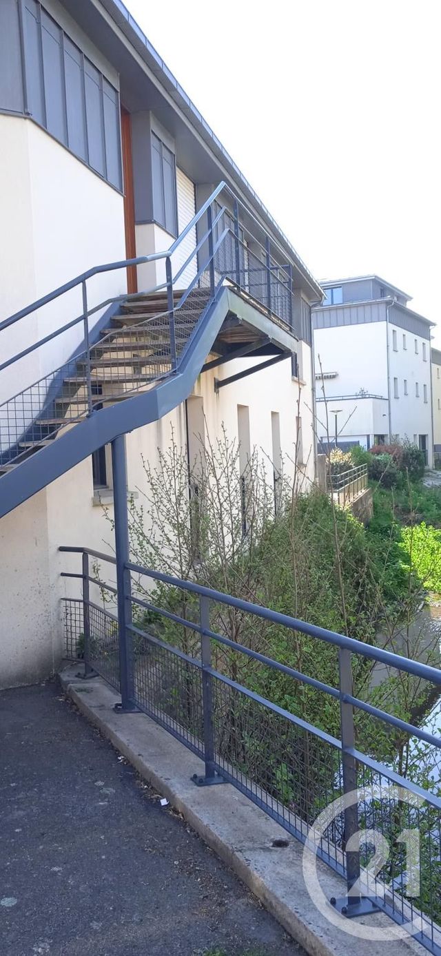 Appartement T2 à louer - 2 pièces - 51.0 m2 - ARGENTRE DU PLESSIS - 35 - BRETAGNE - Century 21 A.I.T