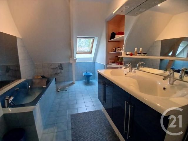 maison à vendre - 6 pièces - 176.9 m2 - LE PERTRE - 35 - BRETAGNE - Century 21 A.I.T