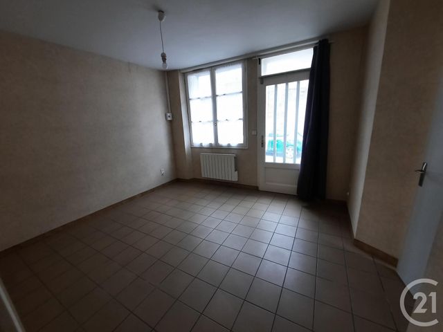 Appartement T2 à louer - 2 pièces - 40.08 m2 - LE PERTRE - 35 - BRETAGNE - Century 21 A.I.T