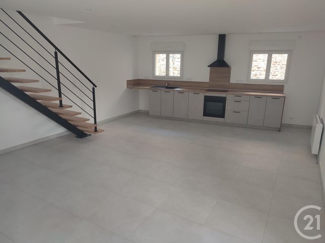 maison à louer - 3 pièces - 70.0 m2 - ARGENTRE DU PLESSIS - 35 - BRETAGNE - Century 21 A.I.T