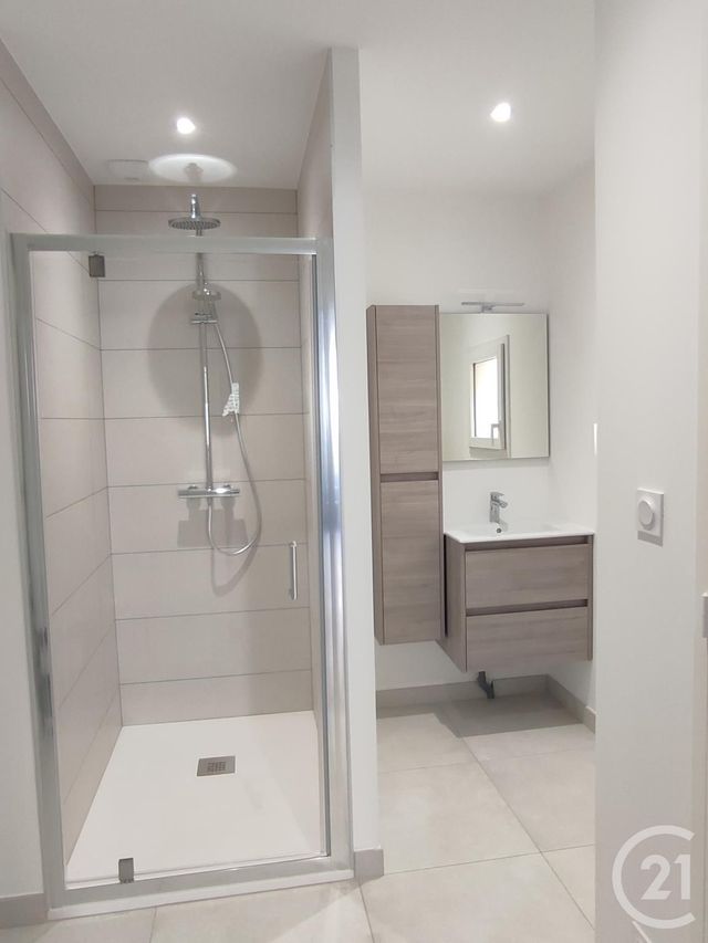 maison à louer - 3 pièces - 62.0 m2 - ARGENTRE DU PLESSIS - 35 - BRETAGNE - Century 21 A.I.T