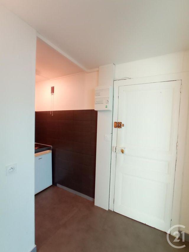 Appartement Studio à louer - 2 pièces - 22.0 m2 - RENNES - 35 - BRETAGNE - Century 21 A.I.T