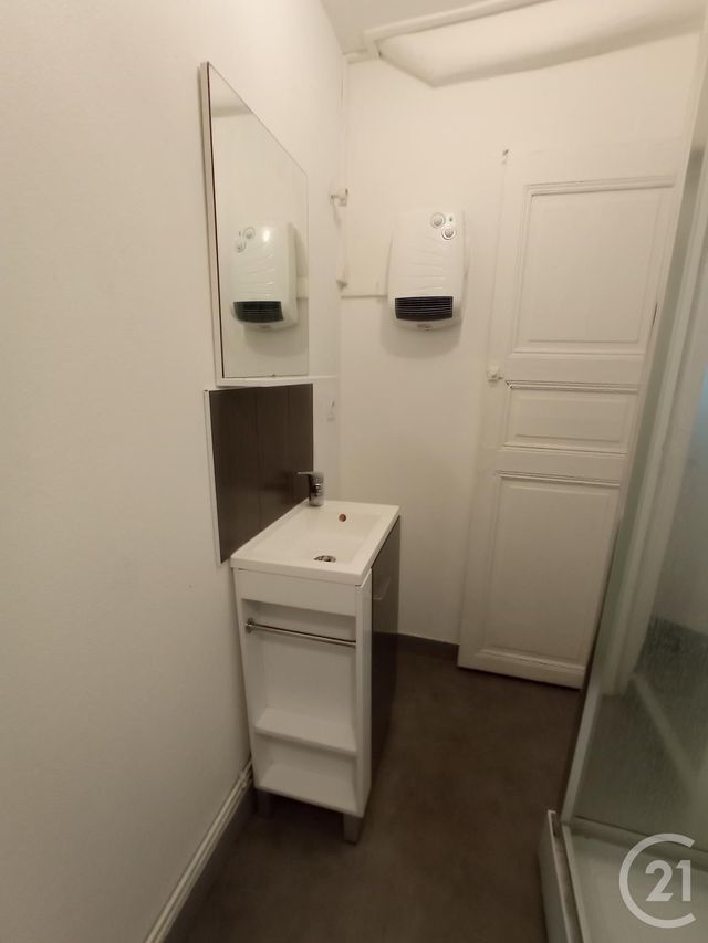 Appartement Studio à louer - 2 pièces - 22.0 m2 - RENNES - 35 - BRETAGNE - Century 21 A.I.T