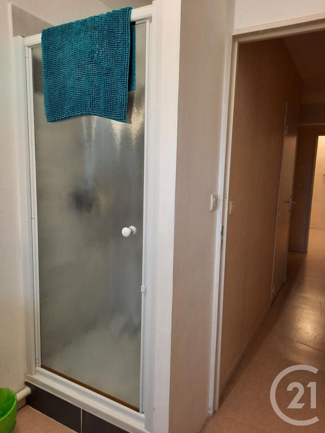 Appartement T3 à louer - 3 pièces - 71.44 m2 - ARGENTRE DU PLESSIS - 35 - BRETAGNE - Century 21 A.I.T