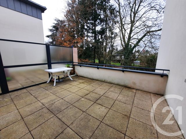 Appartement T3 à louer - 3 pièces - 71.44 m2 - ARGENTRE DU PLESSIS - 35 - BRETAGNE - Century 21 A.I.T