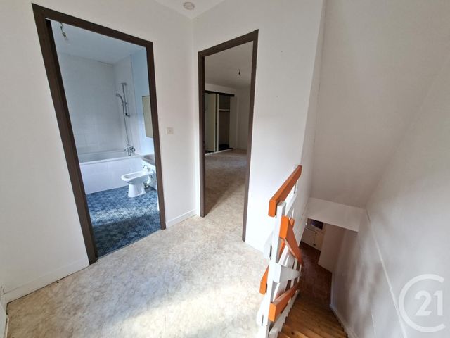 maison à vendre - 2 pièces - 40.0 m2 - VITRE - 35 - BRETAGNE - Century 21 A.I.T