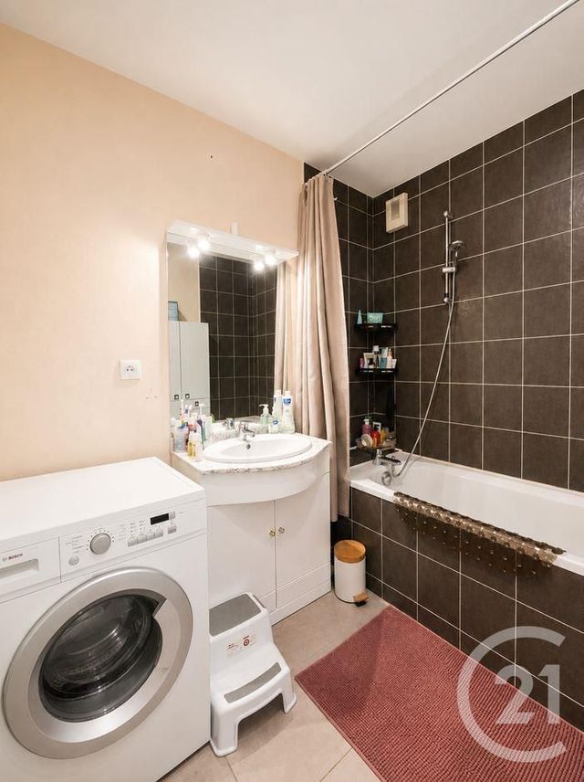 Appartement à vendre - 3 pièces - 60.7 m2 - ETRELLES - 35 - BRETAGNE - Century 21 A.I.T
