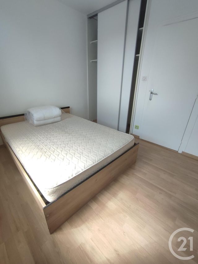 Appartement T3 à louer - 3 pièces - 64.88 m2 - ST BERTHEVIN - 53 - PAYS-DE-LOIRE - Century 21 A.I.T