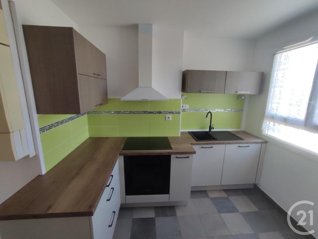 Appartement T3 à louer - 3 pièces - 64.88 m2 - ST BERTHEVIN - 53 - PAYS-DE-LOIRE - Century 21 A.I.T