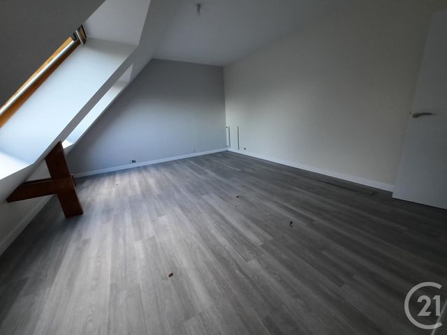 Appartement T1 à louer - 2 pièces - 29.7 m2 - VITRE - 35 - BRETAGNE - Century 21 A.I.T