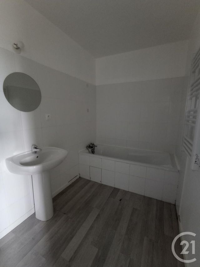maison à louer - 4 pièces - 90.0 m2 - CUILLE - 53 - PAYS-DE-LOIRE - Century 21 A.I.T